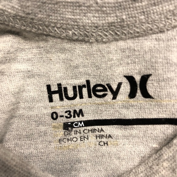 Hurley and Quiksilver onsies - Picture 3 of 6
